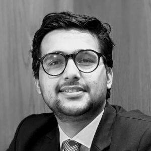 Adv. Uttamkumar Dubey (Batch 2017)